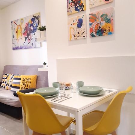 The Yellow Corner Apartment Alicante Eksteriør billede